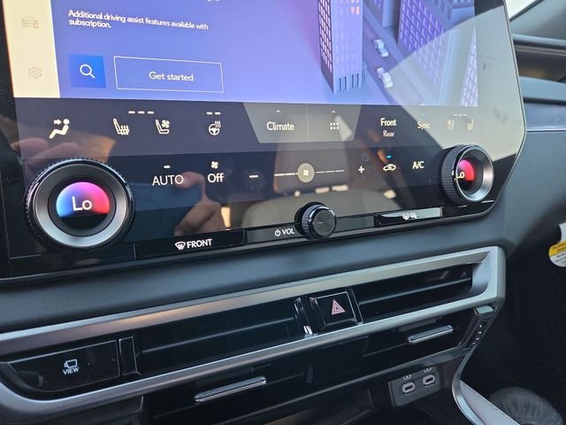 New 2026 Eminent White Pearl Lexus PREMIUM image 19