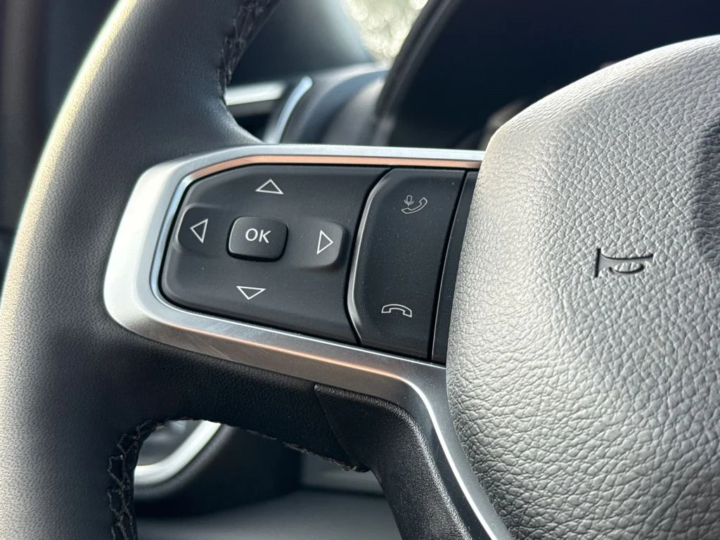 New 2026 Granite Crystal Metallic Clearcoat RAM Big Horn image 28