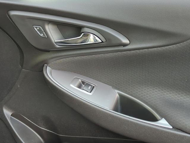 Used 2024 Sterling Gray Metallic Chevrolet LT image 29