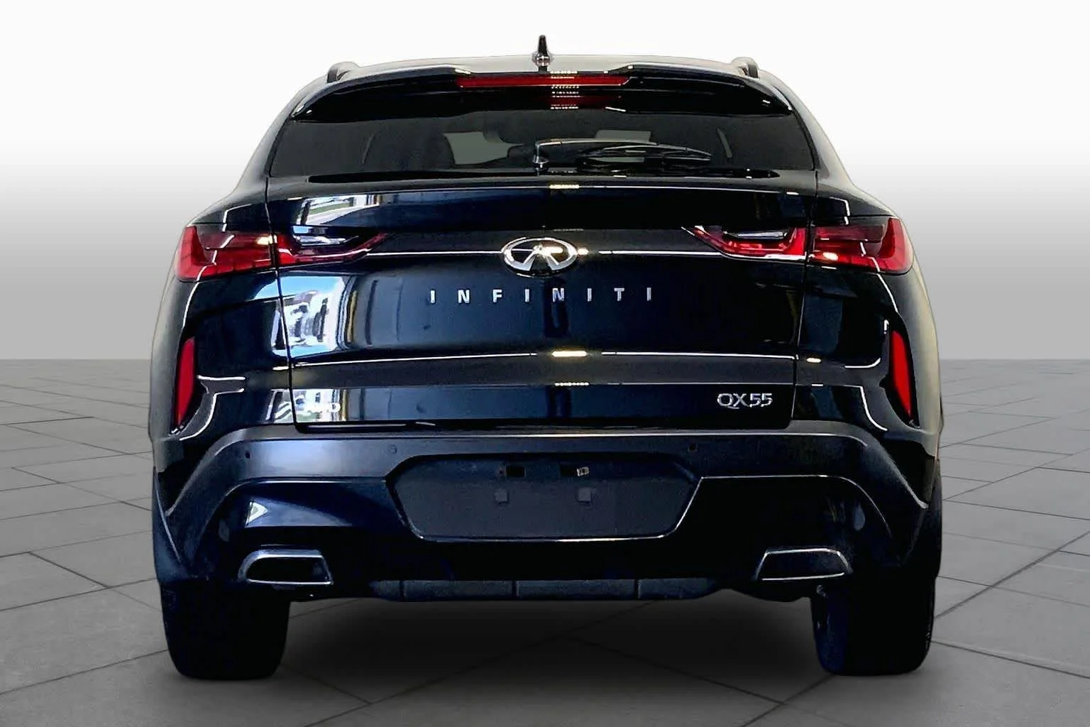 Used 2022 Mineral Black INFINITI LUXE image 5
