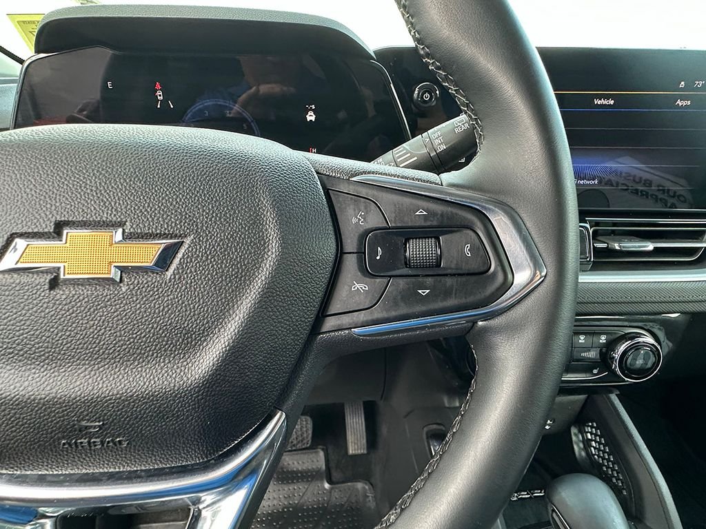 Used 2025 Red Chevrolet LT image 37