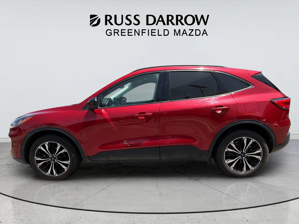 Used 2022 Red Ford SEL image 2