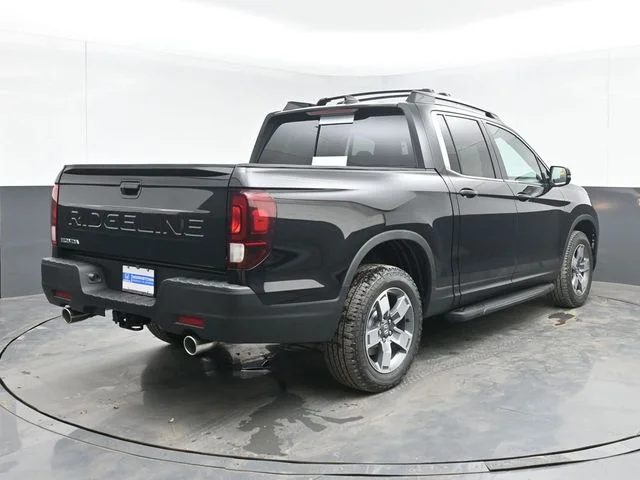 New 2026 Crystal Black Pearl Honda RTL image 13