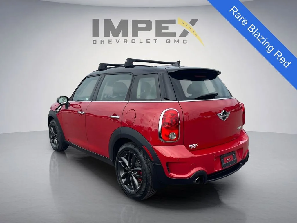 Used 2013  MINI S image 4