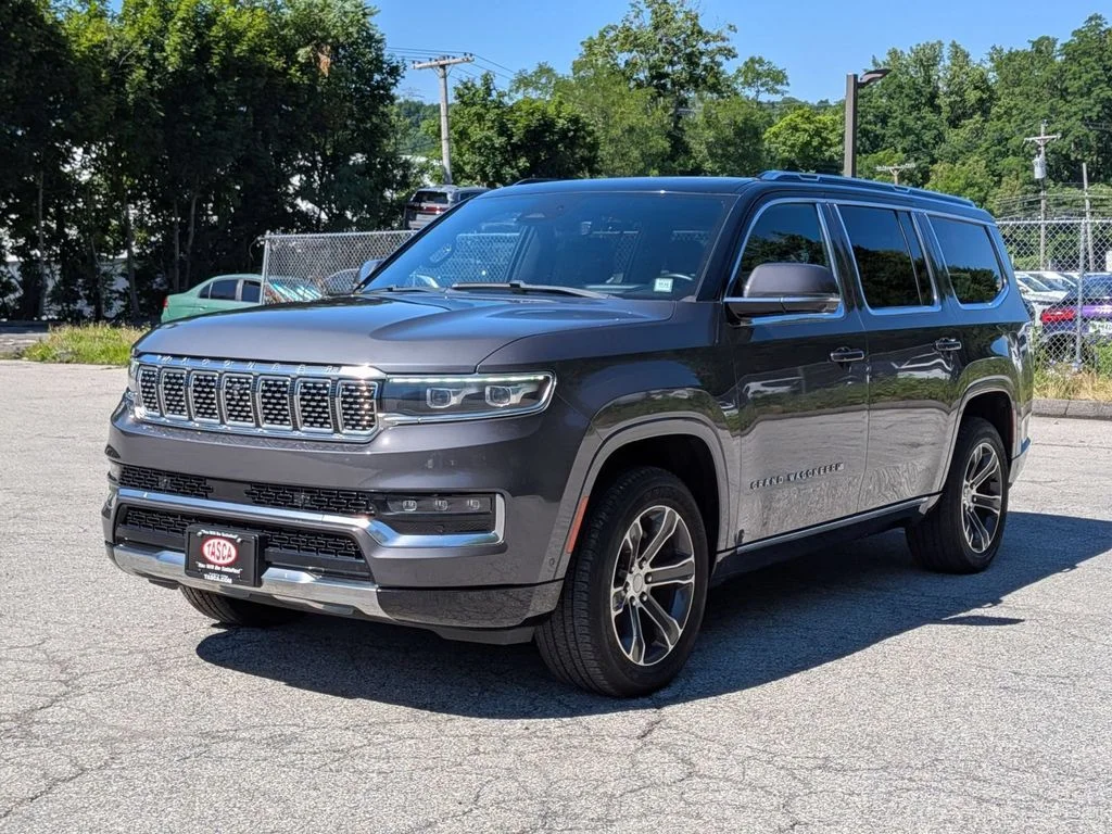 Used 2022 Gray Jeep Series I image 12