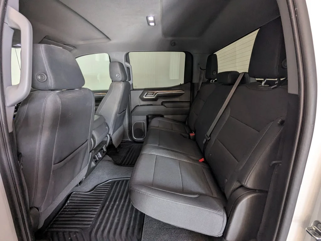 Used 2023 White Chevrolet LT image 14