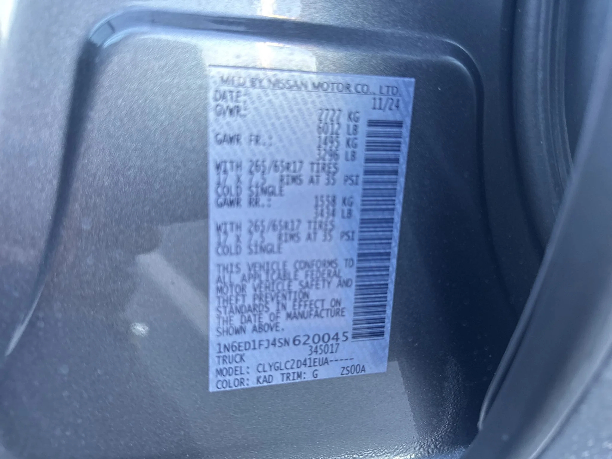 Used 2025 GUN METALLIC Nissan SV image 34