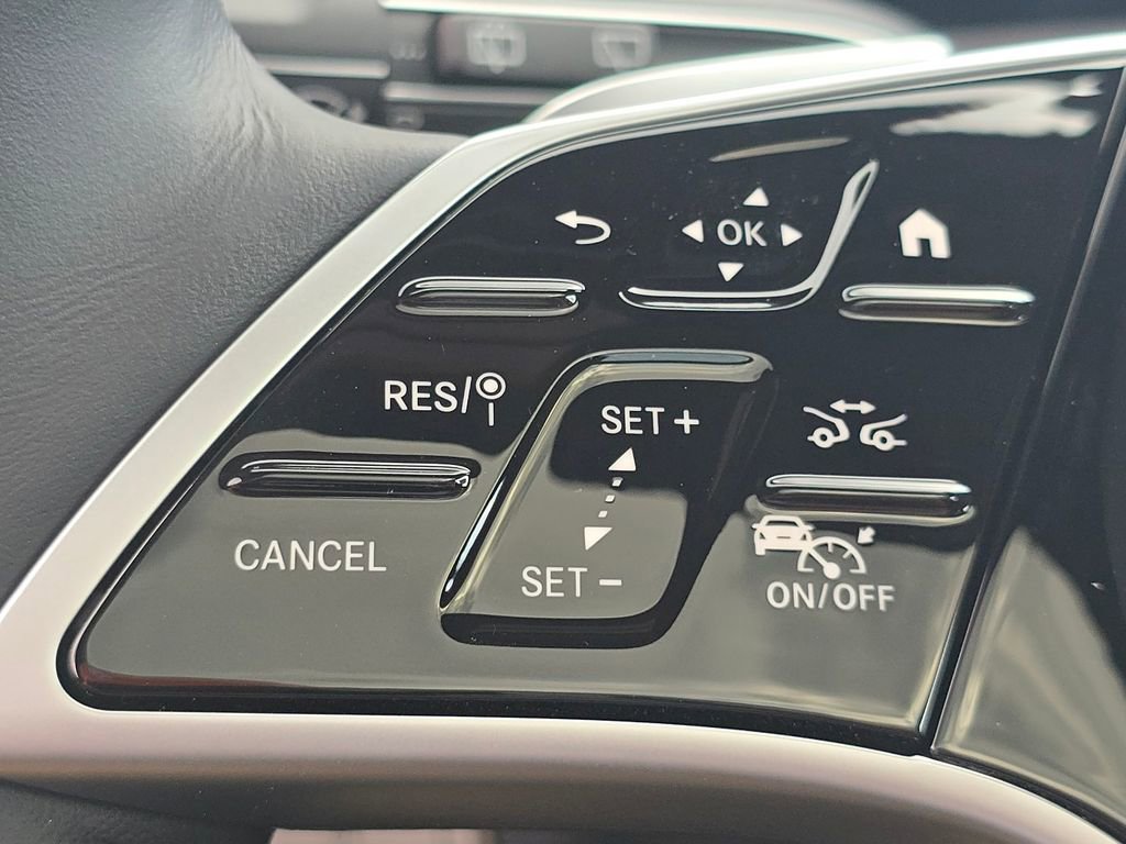 New 2026 MANUFAKTUR Moonlight White Magno Mercedes-Benz GLE 450 image 75