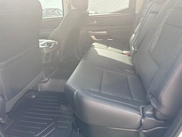 Used 2024  Toyota SR5 image 18