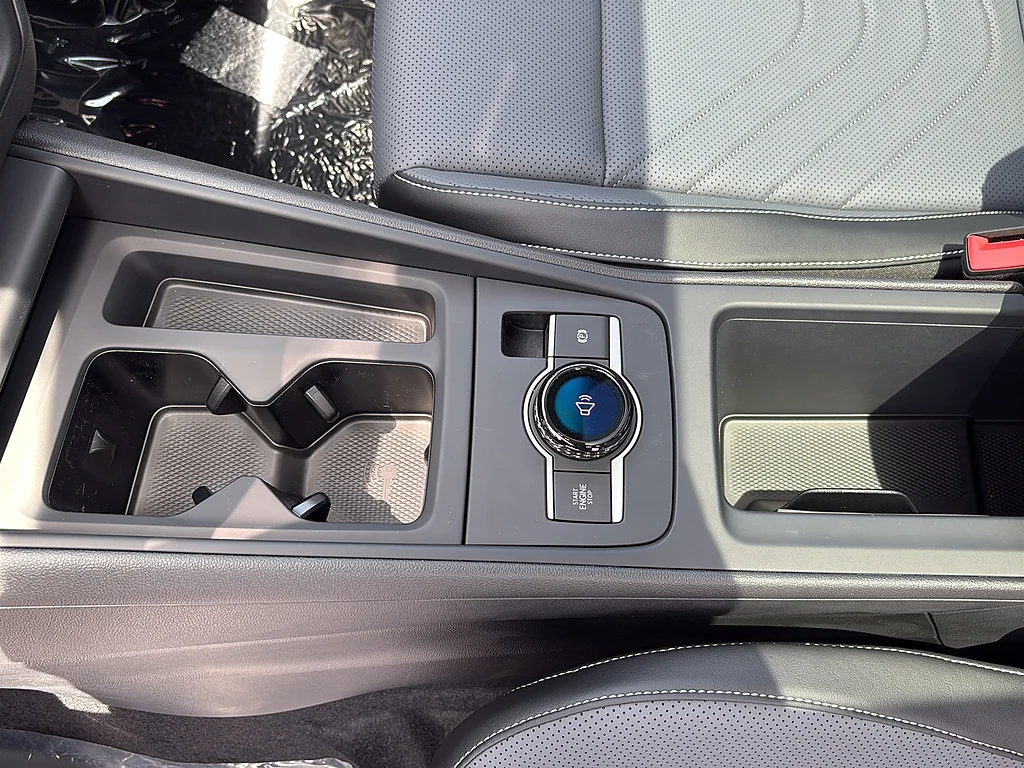 New 2026 Platinum Gray Metallic Volkswagen SE FWD image 29