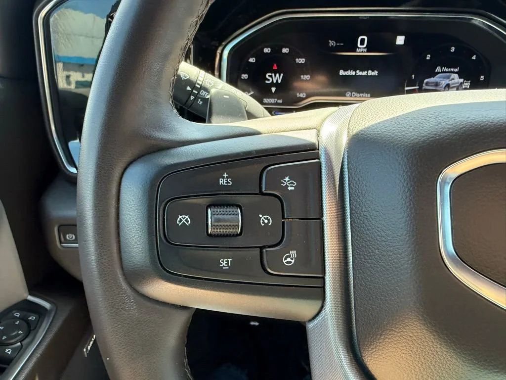 2023 GMC Sierra 1500 SLT - Photo 20