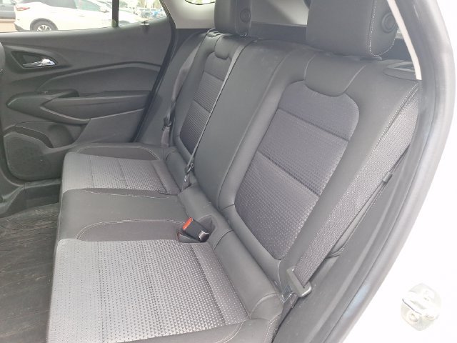 Used 2025 White Chevrolet LT image 13
