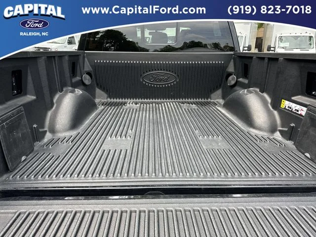 Used 2024 Black Ford XLT image 16