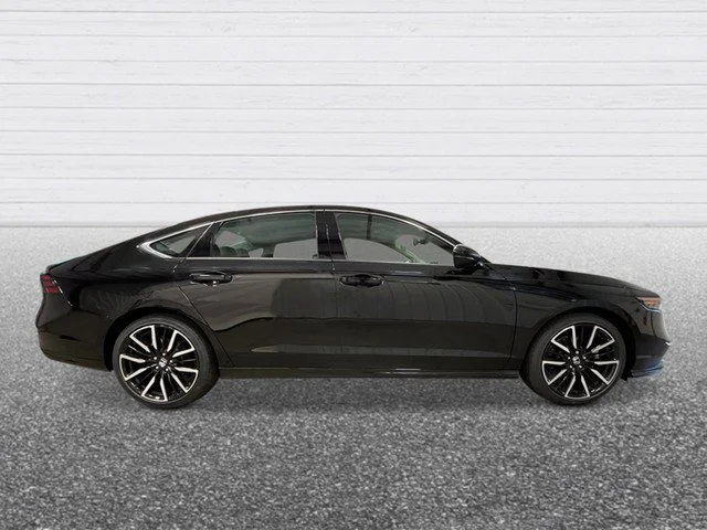 New 2026 Black Honda Touring image 9