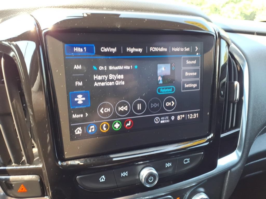 2023 Chevrolet Traverse 1LT - Photo 18