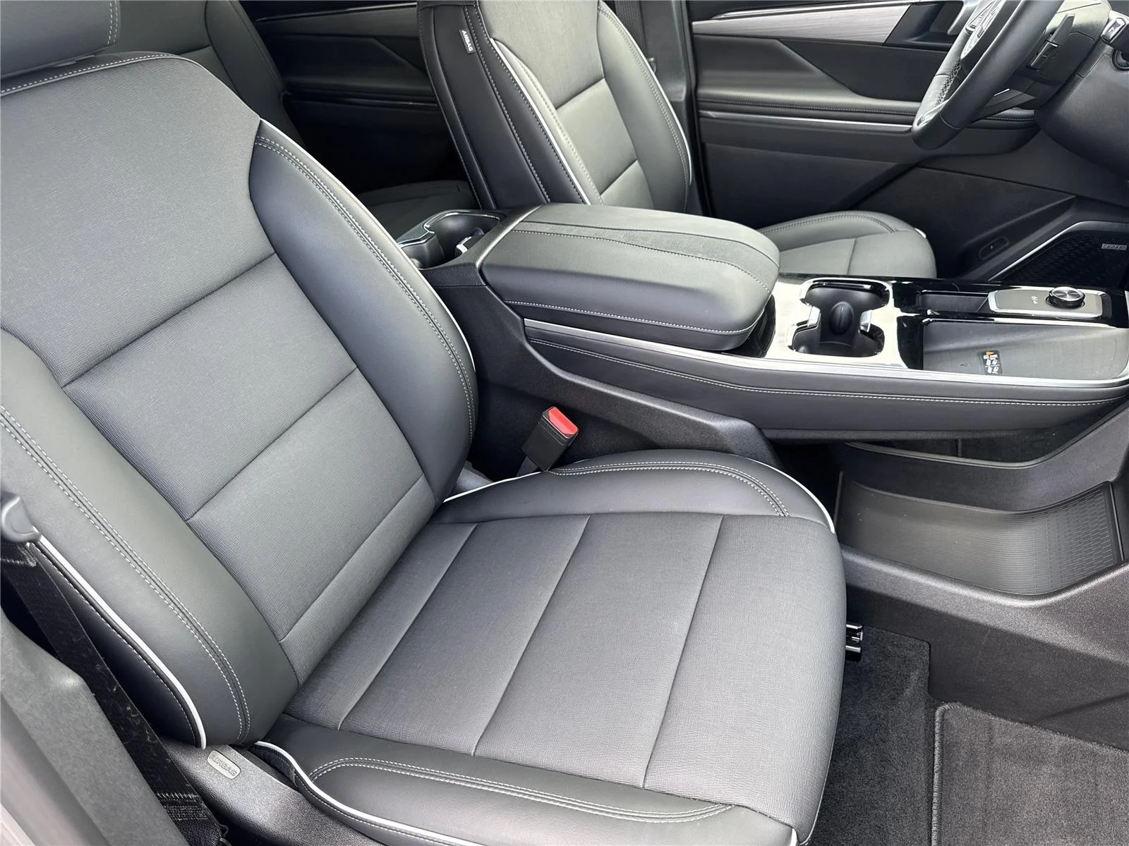 Used 2026 Moonstone Gray Metallic Buick Preferred image 36