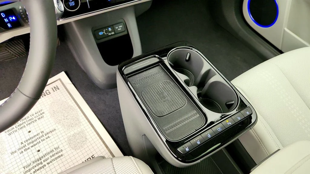 Used 2025 Cyber Gray Hyundai Limited AWD image 16