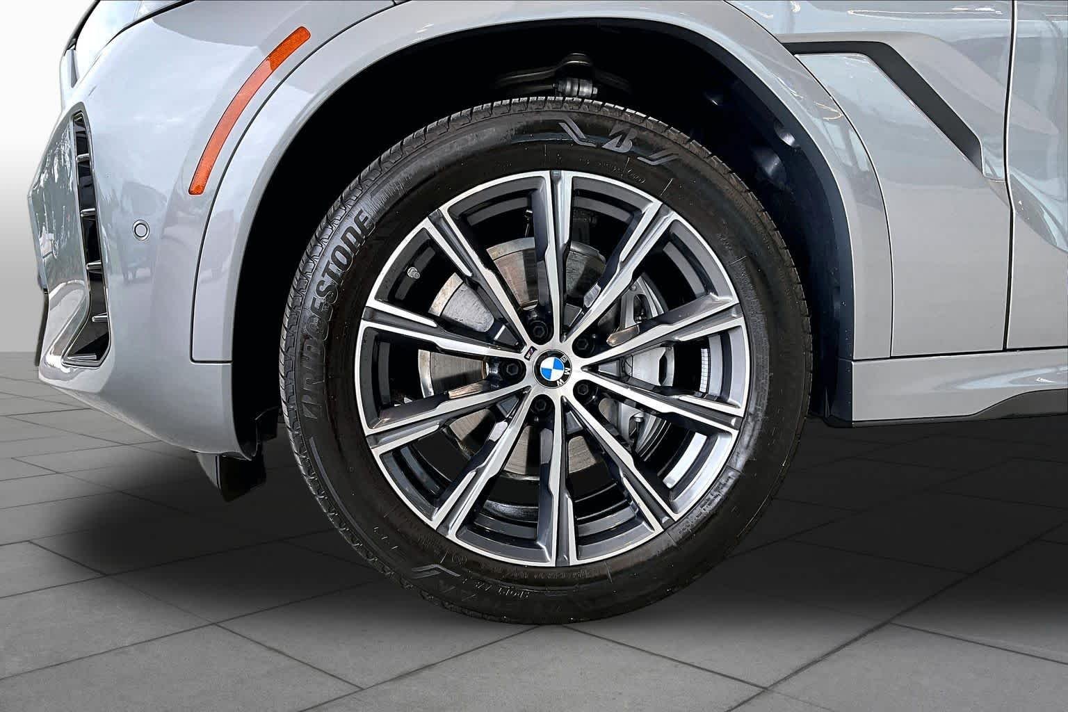 Certified Used 2026 Skyscraper Grey Metallic BMW xDrive40i image 10