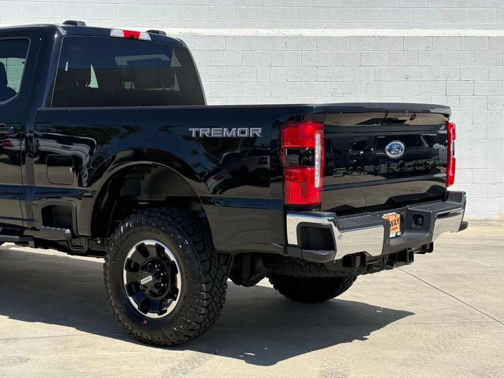 New 2026 Agate Black Metallic Ford F-250® Lariat® image 5