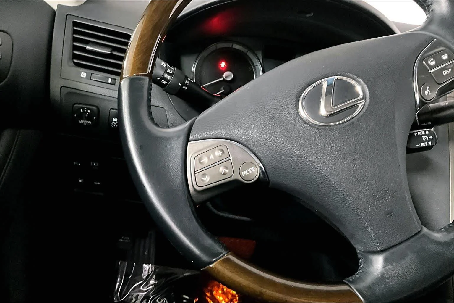Used 2012 Nebula Gray Pearl Lexus  image 24