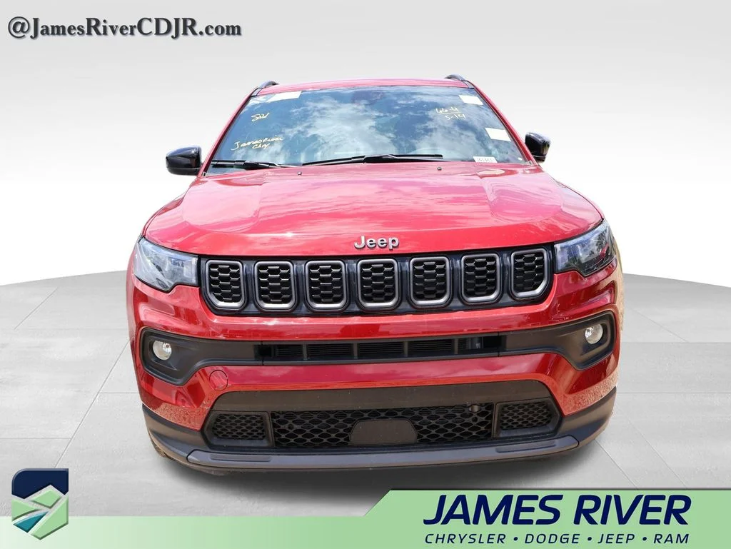 Used 2025 Red Jeep Latitude image 5