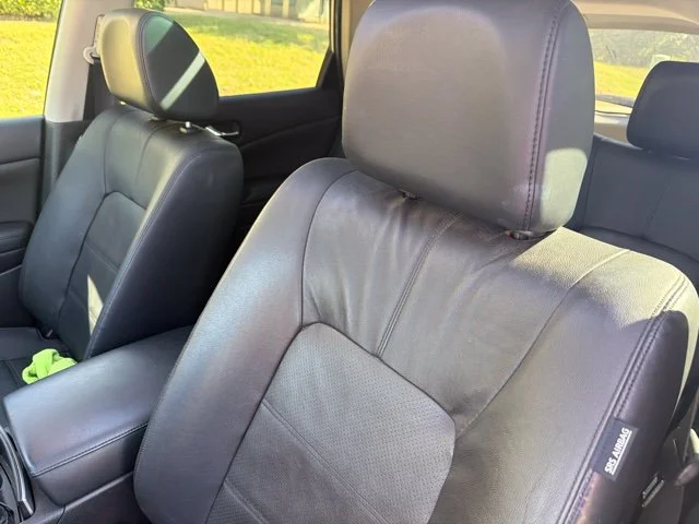 Used 2014 Gray Nissan SL image 11