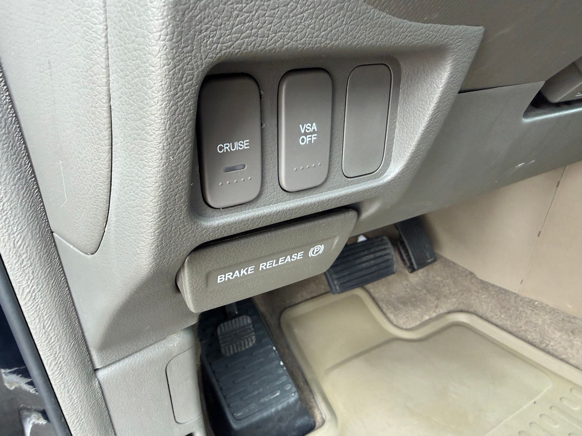 Used 2006 Black Honda RTL image 35