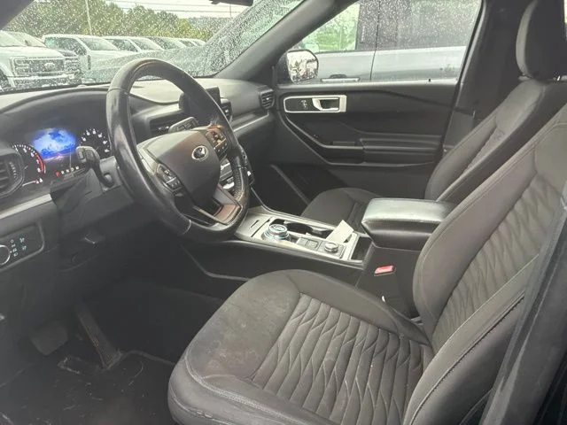 Used 2020 Black Ford XLT image 7