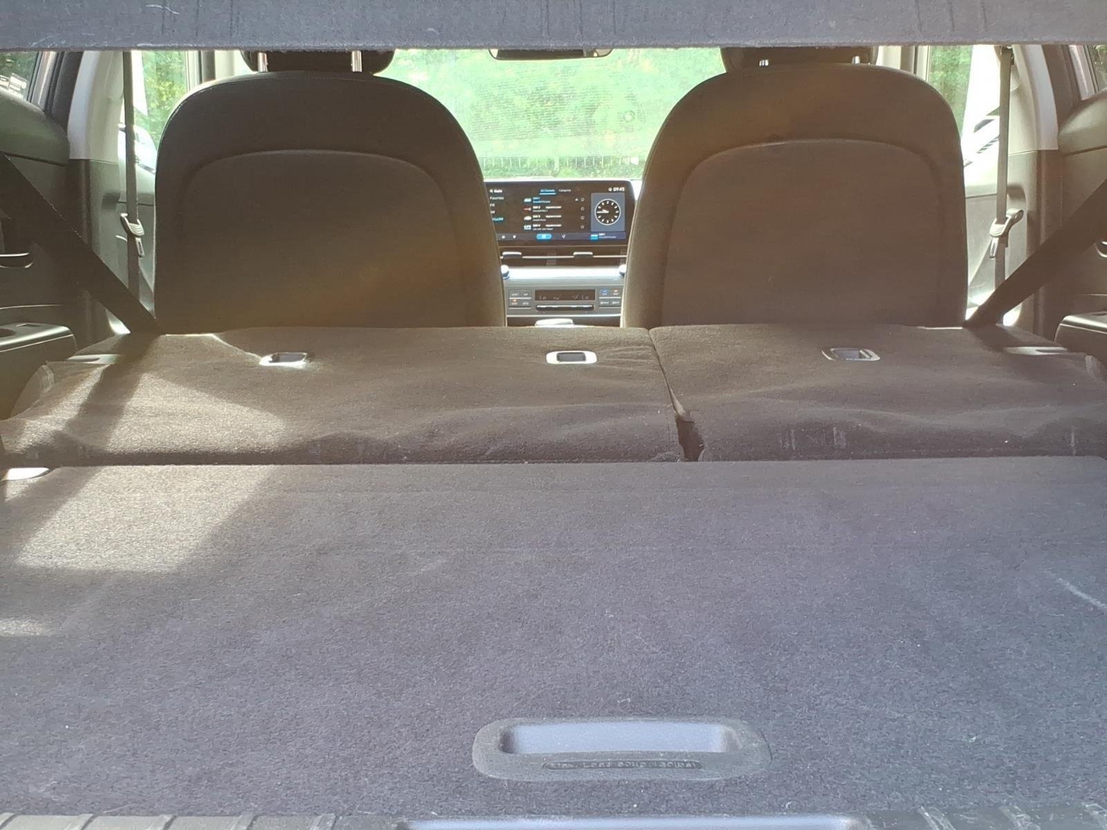 Used 2024 Cyber Gray Metallic Hyundai SEL image 25