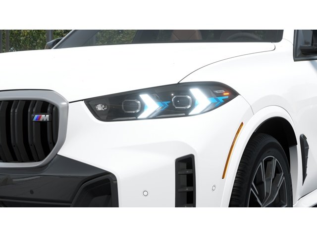 New 2026 Alpine White BMW X5 M60i image 6