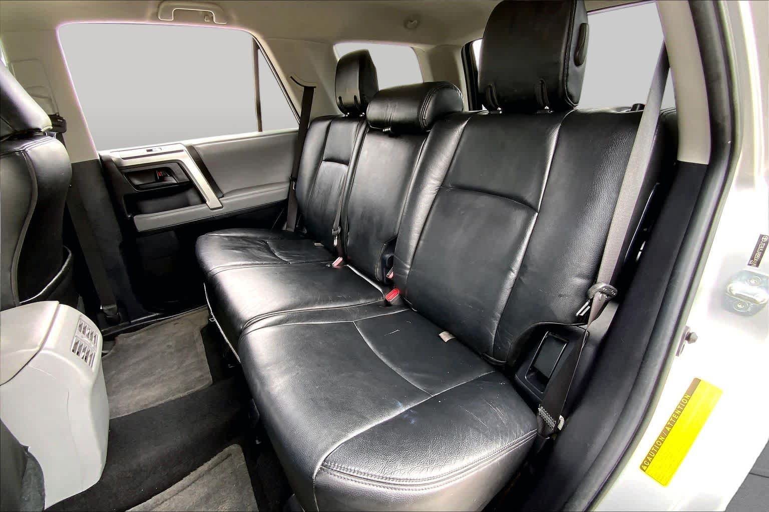 Used 2011 Classic Silver Metallic Toyota SR5 image 19