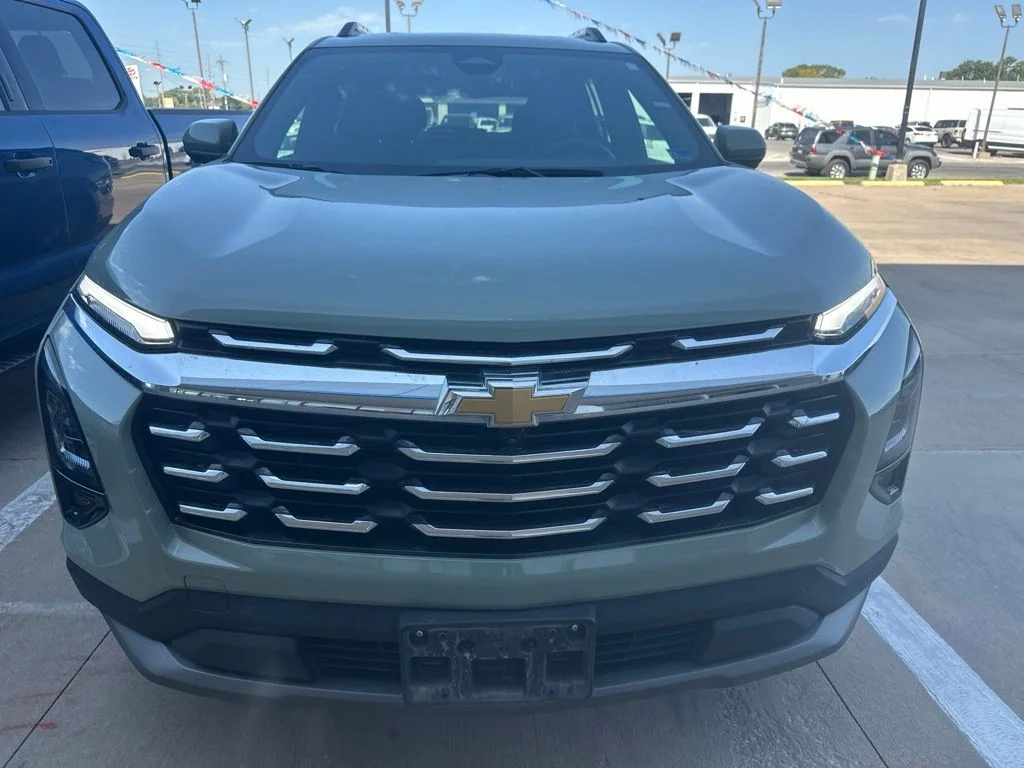Used 2025 Green Chevrolet LT image 24