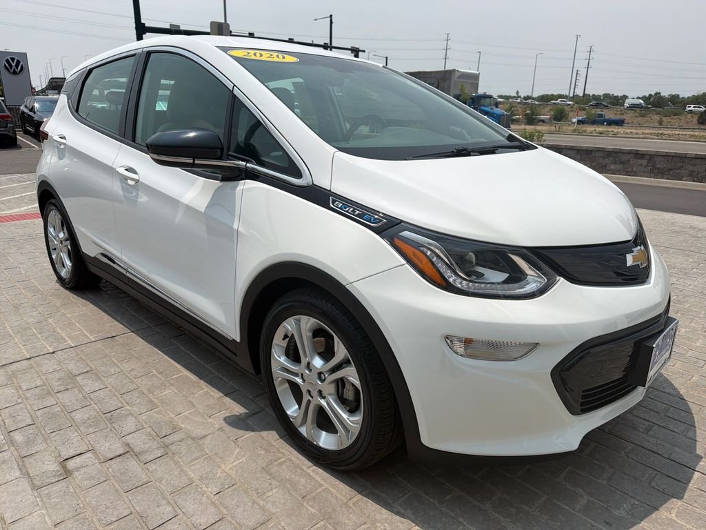 Used 2020 Summit White Chevrolet LT image 7