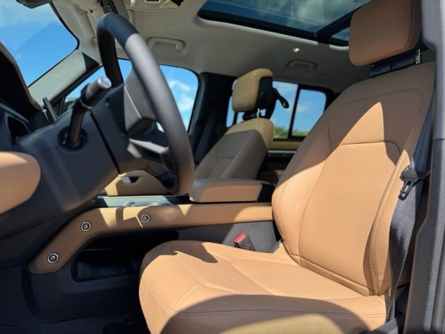 New 2026 Borasco Grey Land Rover S image 15