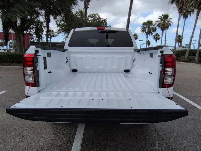 New 2026 Oxford White Ford XL image 13
