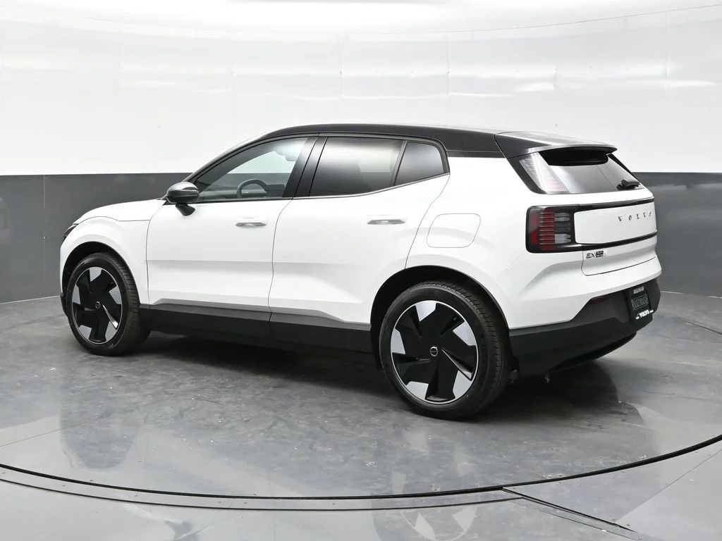 New 2026 Crystal White Volvo Twin Motor Performance Plus image 4
