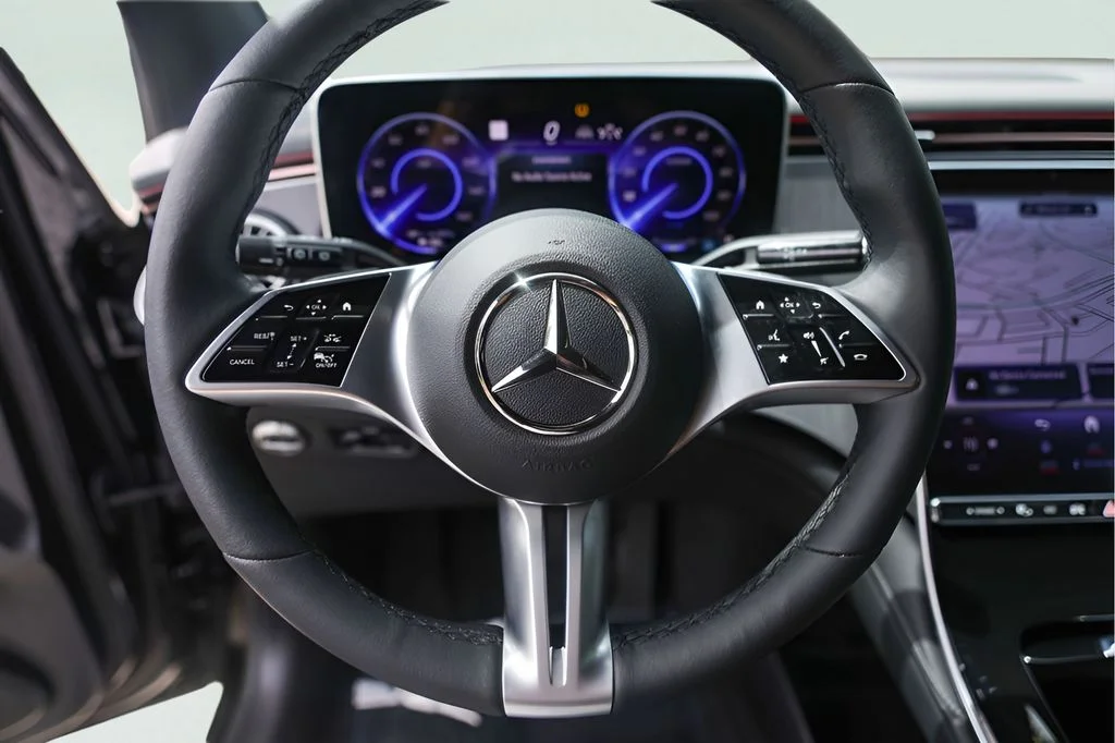 Used 2025 Black Mercedes-Benz 350+ SUV image 15