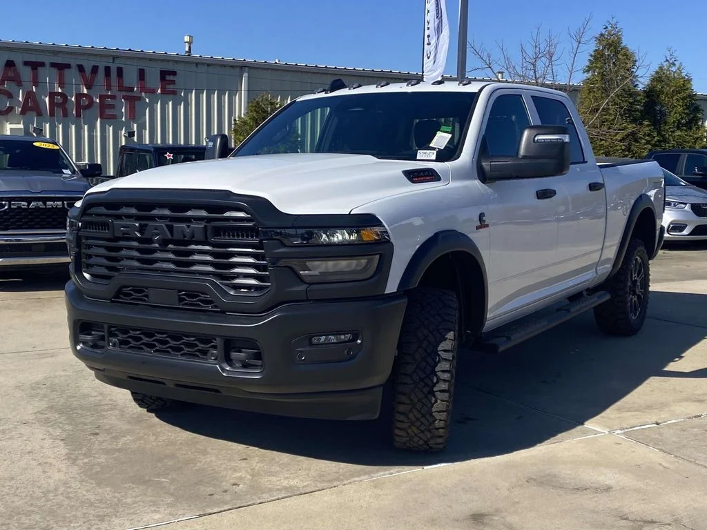 New 2026 Bright White Clear-Coat Exterior Paint RAM Tradesman image 3