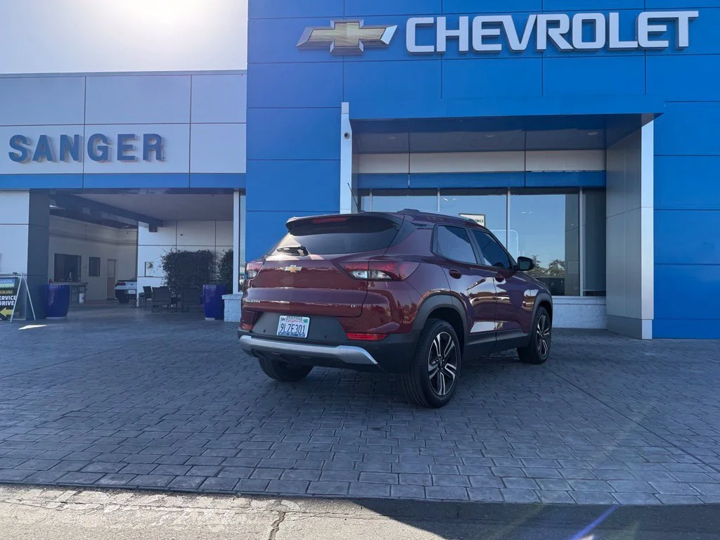 Used 2024 Crimson Metallic Chevrolet LT image 8