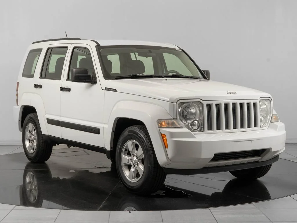 Used 2012 Bright White Clearcoat Jeep Sport image 12