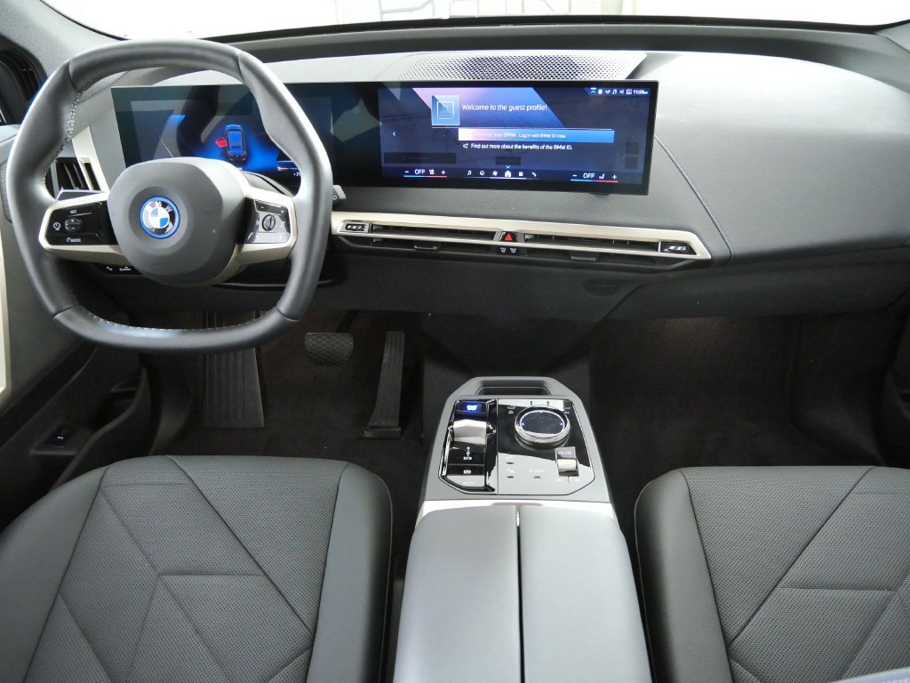 Used 2024 Black BMW xDrive50 image 6
