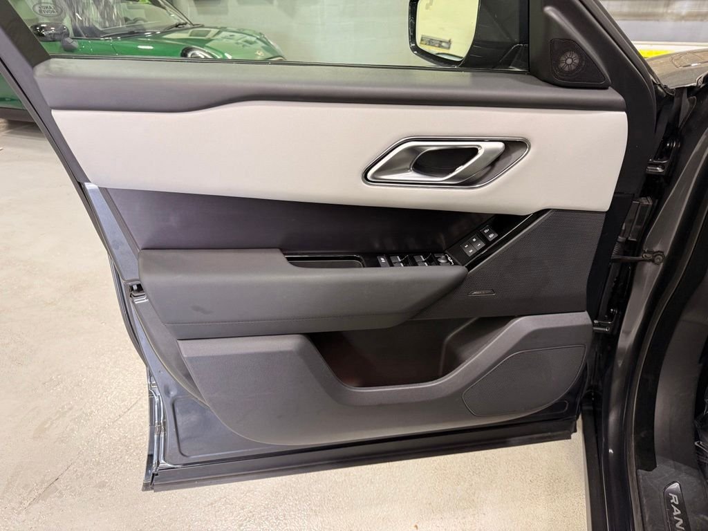 2026 Land Rover Range Rover Velar Dynamic SE - Photo 10