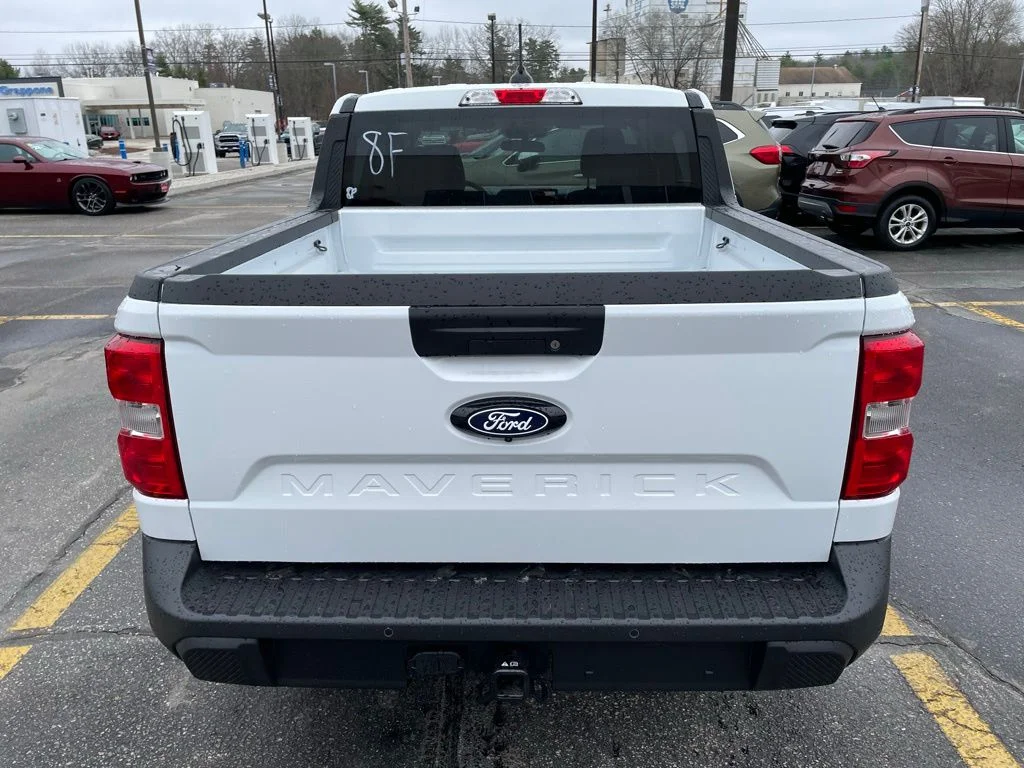 New 2026 OXFORD WHITE Ford XLT image 5