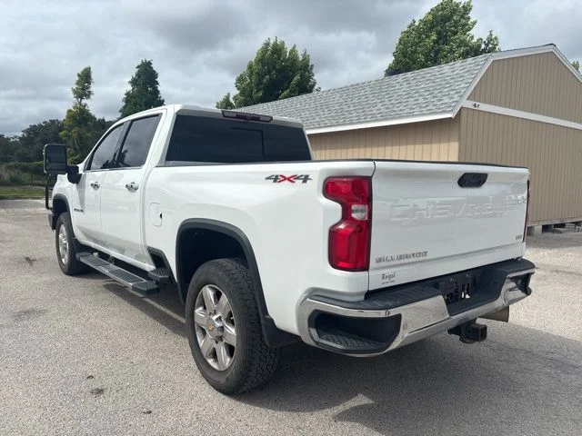 Used 2022 White Chevrolet LTZ image 7