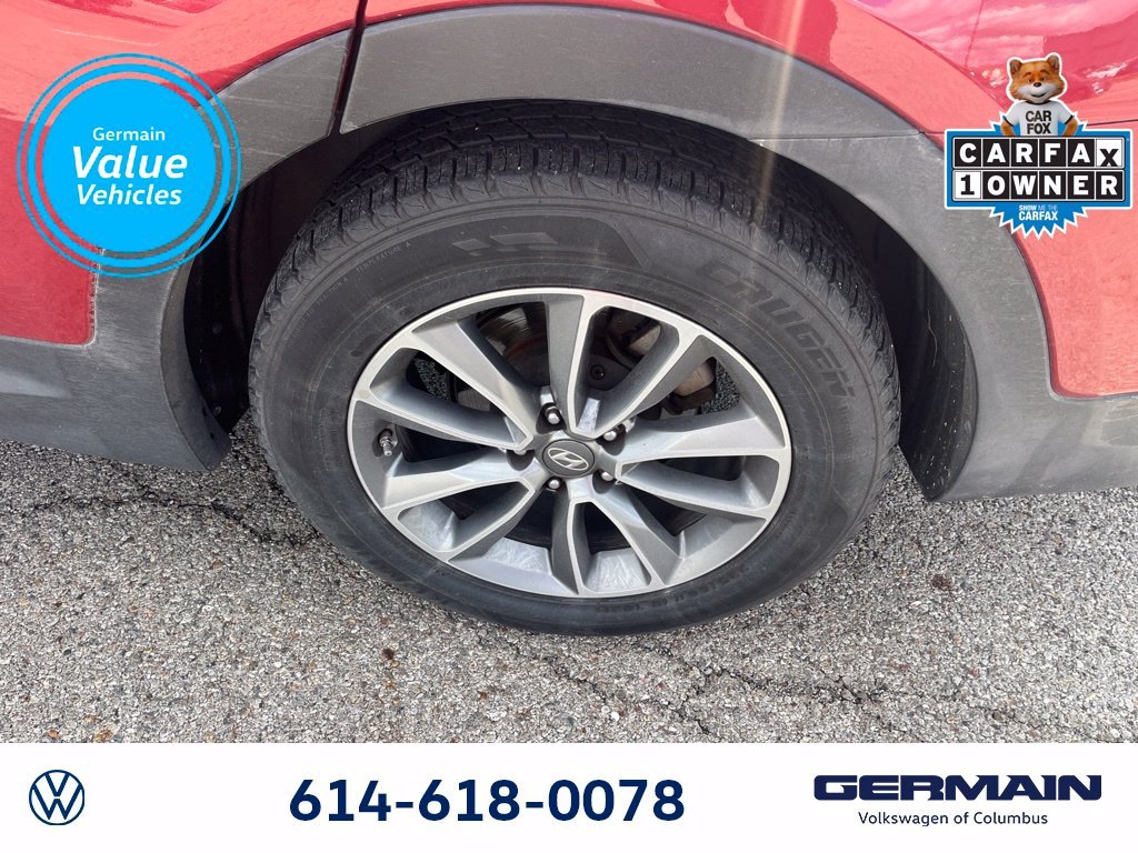 Used 2017 Red Hyundai SE image 16