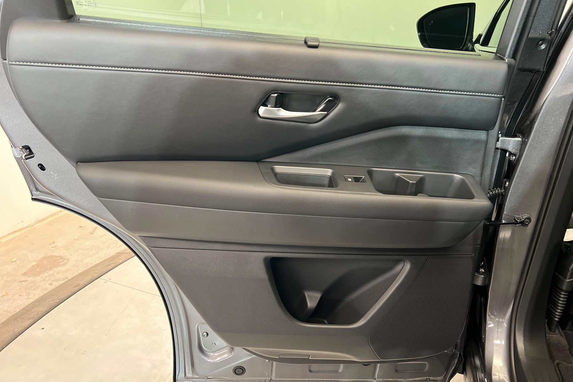 New 2026 Gun Metallic Nissan SL image 19