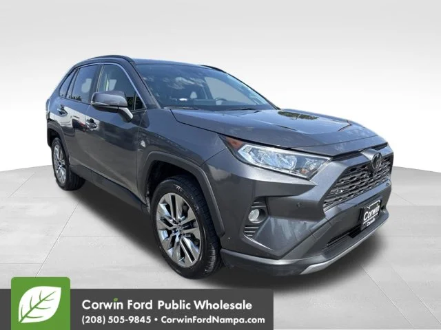 Used 2019 Gray Toyota Limited image 3