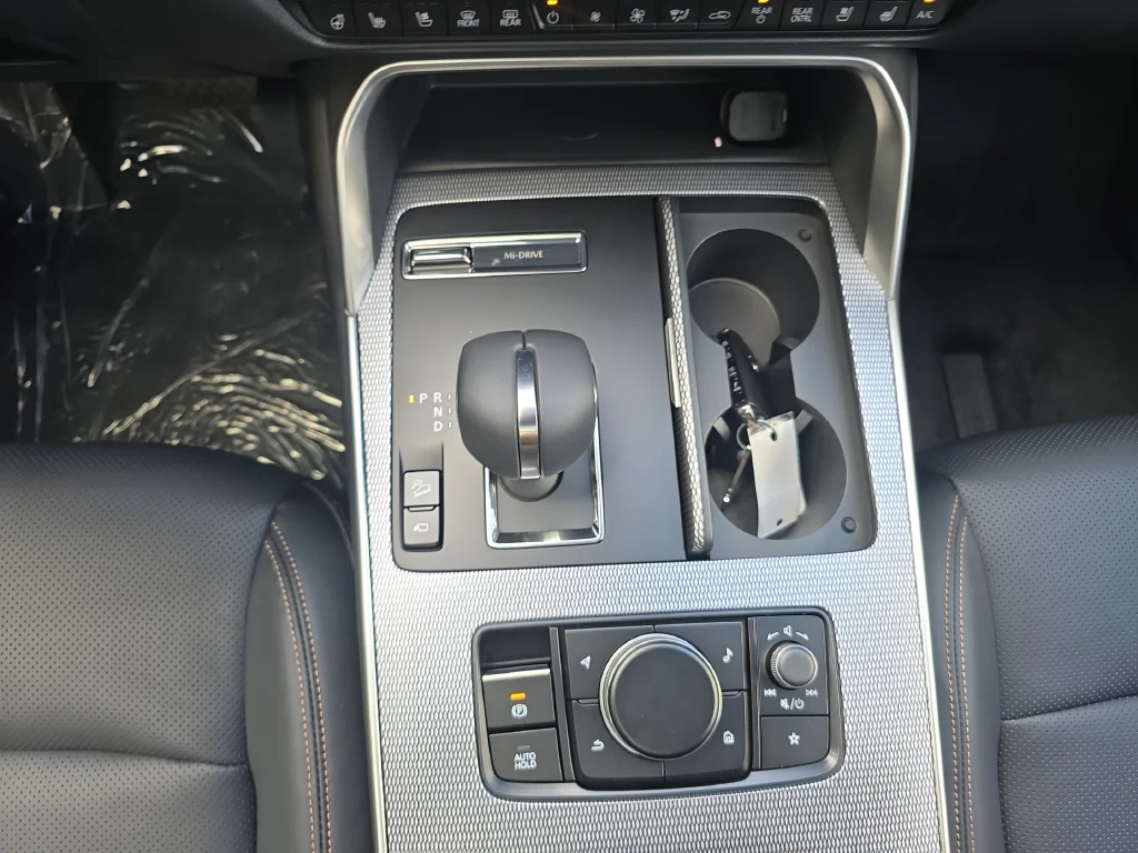 New 2026 Black Mazda 3.3 Turbo Premium Plus image 35