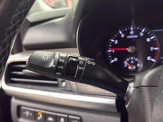 Used 2021 Gray Kia SX image 28