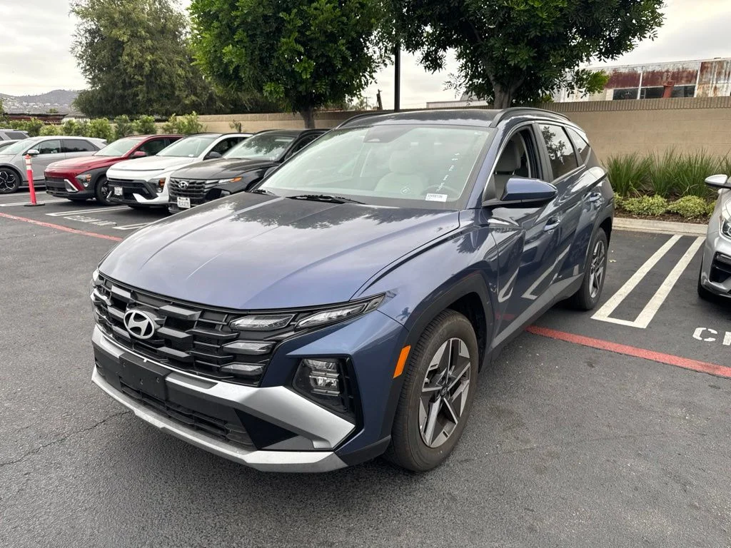 Used 2025 Blue Hyundai SEL image 5